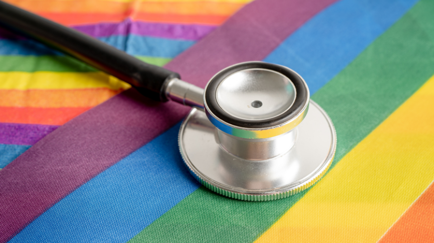 Prendre le pouls : Prescrire l'égalité et un meilleur accès aux soins de santé pour les personnes LGBTI en Europe