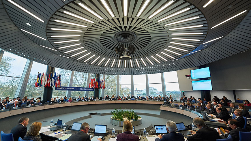 Supervisione dell’esecuzione delle sentenze della Corte europea dei diritti dell’uomo: il Comitato dei Ministri pubblica il suo 10° rapporto annuale