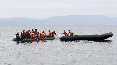 Помощь беженцам в Средиземном море
