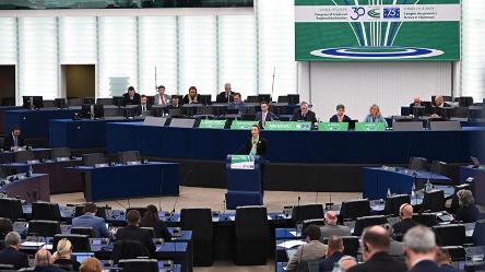 Выступая на сессии Конгресса, Генеральный секретарь cделала акцент на 75-летии Совета Европы