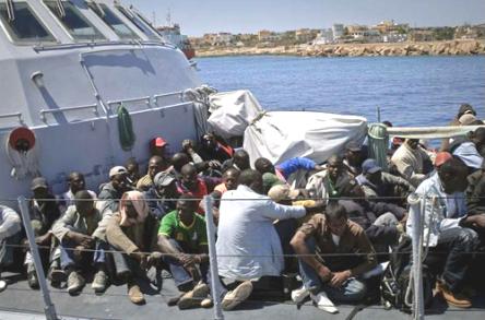 Des migrants africains se noient en Méditerranée