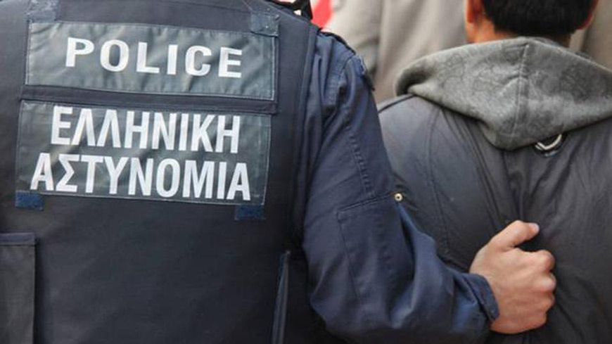 Les mauvais traitements infligés par les forces de l’ordre en Grèce suscitent l’inquiétude du Commissaire