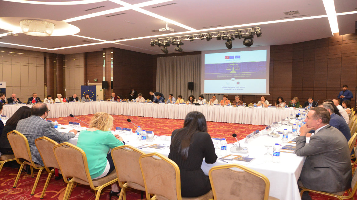 Civil society, media and academia contribute to consultations on judicial ethics in Turkey
