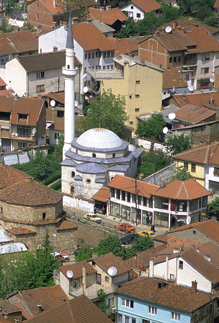Emin Pasha Mosque (1828) and Gazi Mehmet Pasha Hamam (mid XVIth century)