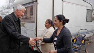 International Roma Day: Secretary General visits camps in Strasbourg International Roma Day: Secretary General visits camps in Strasbourg