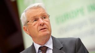 Jagland: disappointed and alarmed by discriminatory words and actions against Roma