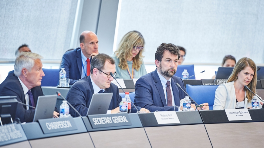 TC-INF: exchange of views with internet companies