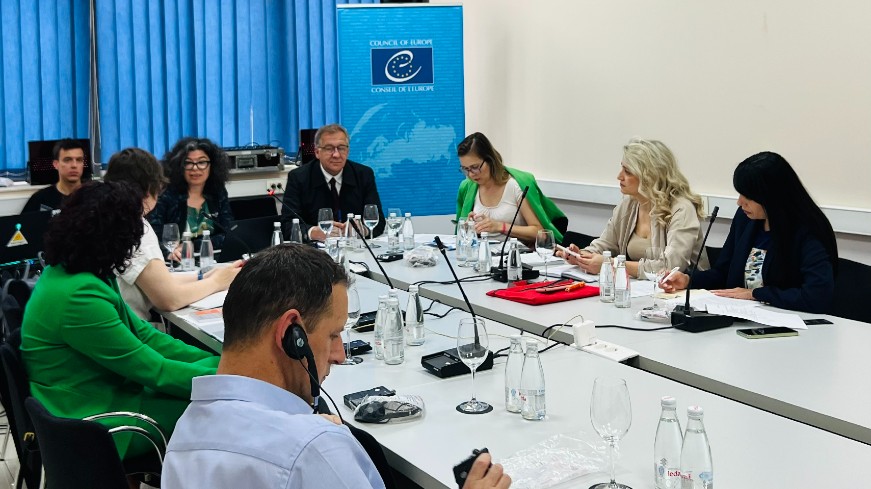 Combler les lacunes des politiques de lutte contre la violence numérique et sexuelle à l'égard des femmes en Bosnie-Herzégovine