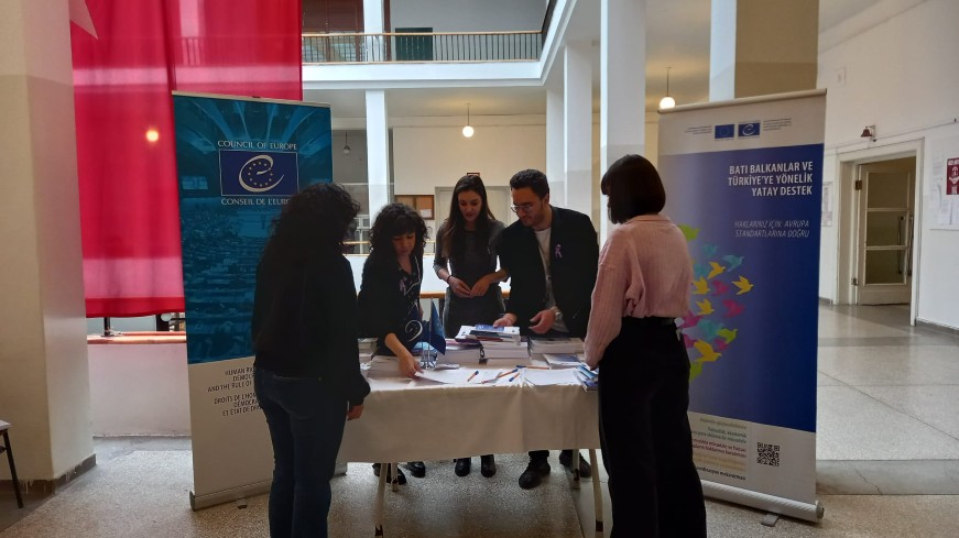 Sensibiliser davantage à l’égalité de genre à l’occasion de la Journée internationale des droits des femmes