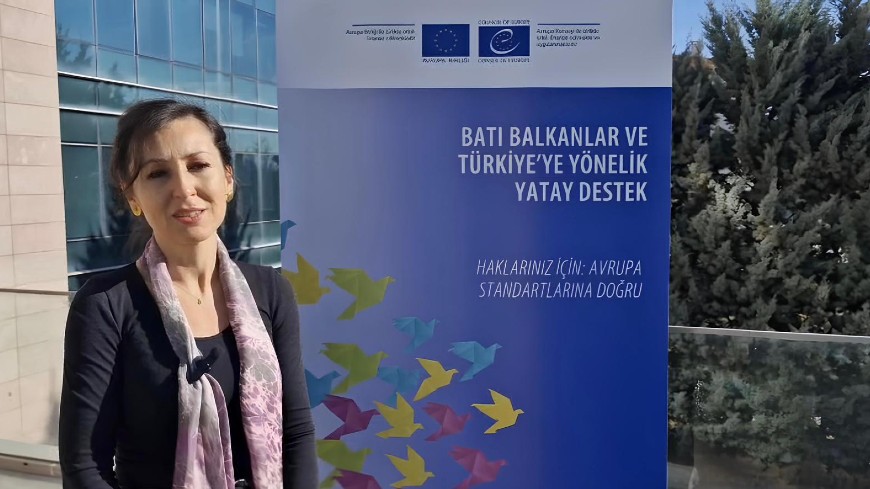 Défendre les droits des femmes devant les tribunaux : renforcer l'accès à la justice en Türkiye