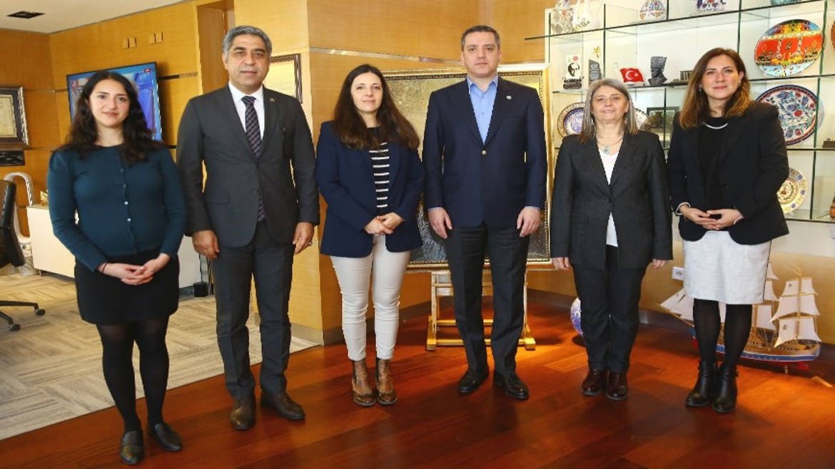 Rencontre avec des partenaires pour favoriser l'accès des femmes à la justice en Türkiye