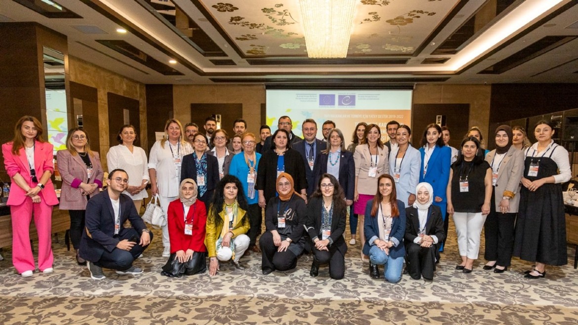 First multi-stakeholder meeting in Turkey to discuss how to improve women’s access to legal aid and assistance