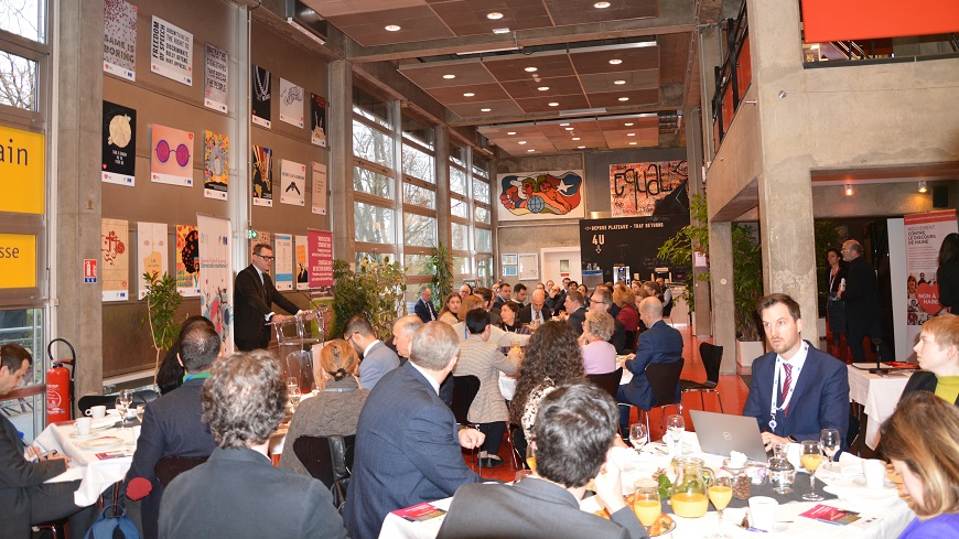Discovering the Youth Sector over breakfast