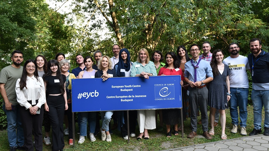 Consultative Meeting on Education about Digital Citizenship Underway in Budapest
