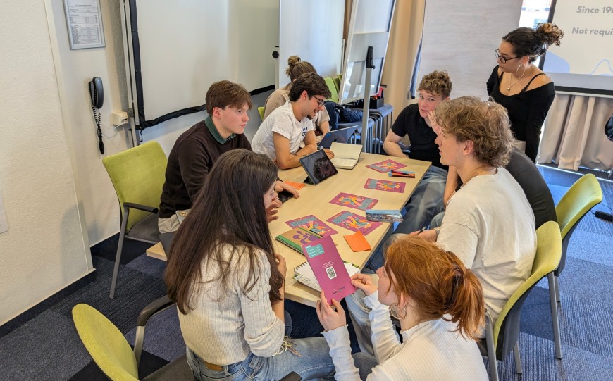 CYBER ACTIVISTS: School Student Unions explore digital rights in the AI era