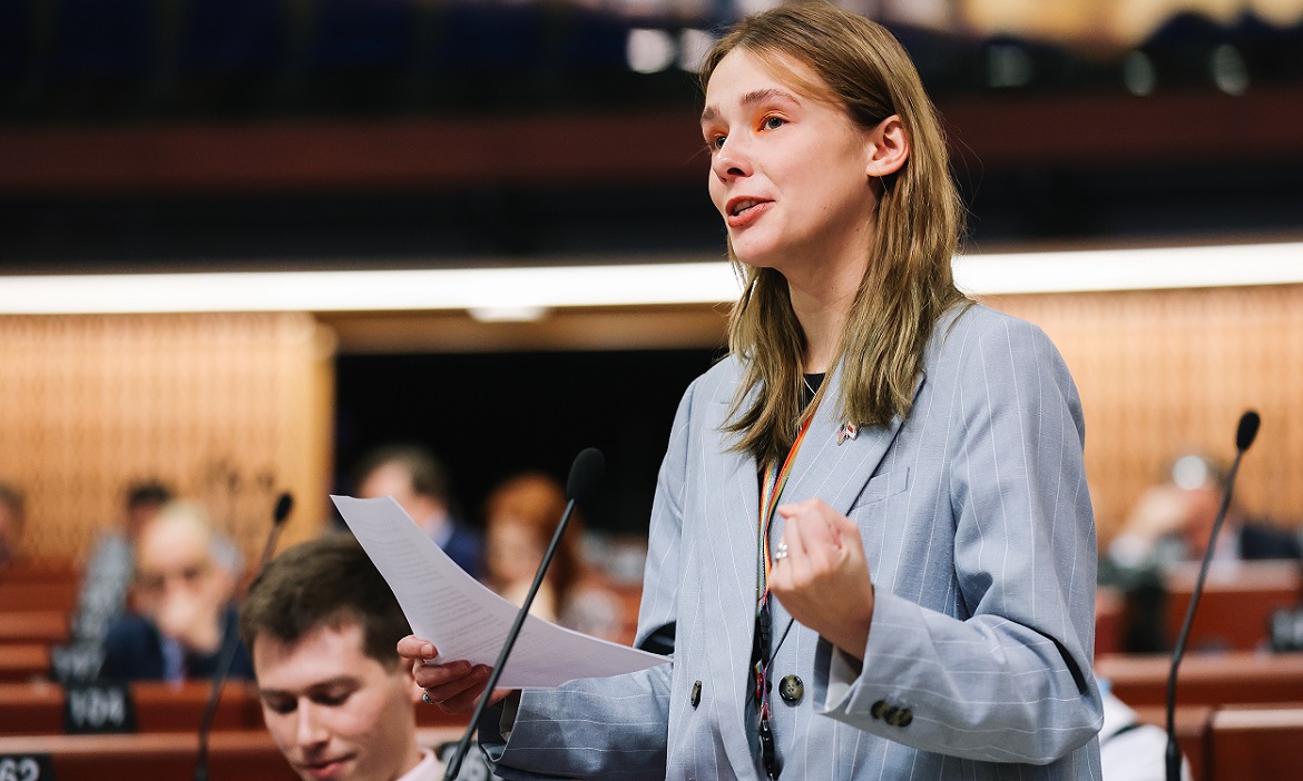 Advisory Council on Youth addresses the Parliamentary Assembly on strengthening a youth perspective