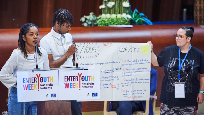 Call to Contribute: Survey on Young People’s Access to Social Rights