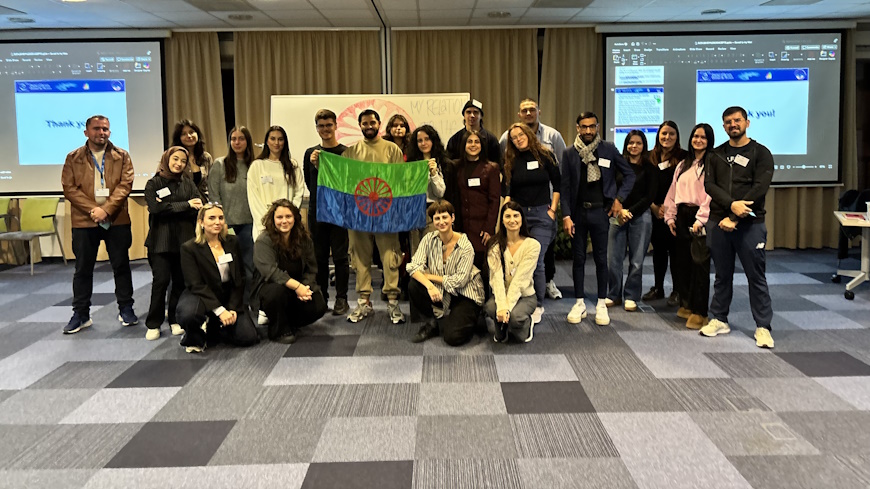 Session d'étude visant à autonomiser les jeunes femmes roms au Centre européen de la jeunesse de Budapest