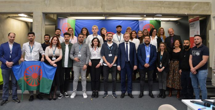 Roma Youth celebrate International Roma Day