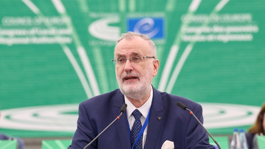 Congress President condemns the recent aggression of a mayor in France