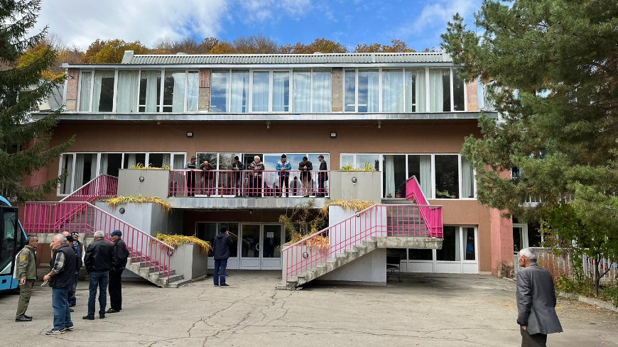 Karabakh Armenians at a shelter in the city of Aghavnadzor in the Kotayk province of Armenia