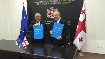 Georgia’s Minister for Regional Development and Infrastructure signs road map on local democracy with the Congress