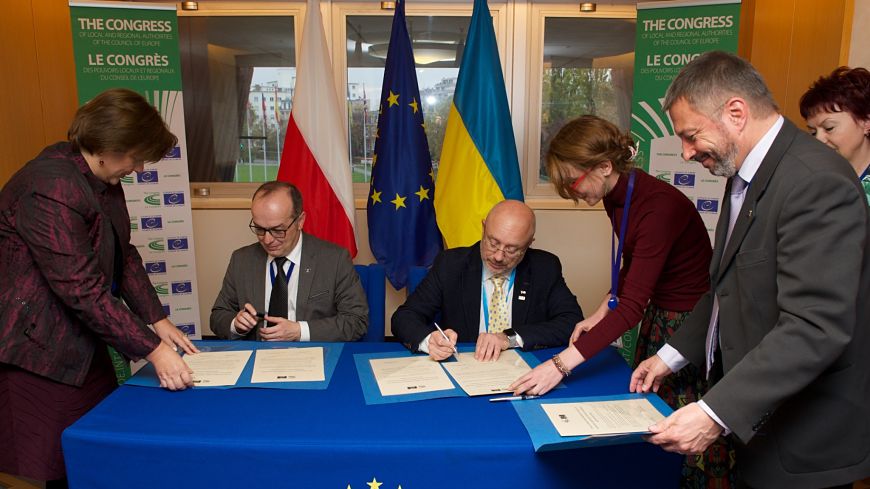 Délégations polonaise et ukrainienne auprès du Congrès : Signature d’une déclaration commune pour coopérer dans le respect des valeurs de la Charte européenne de l’autonomie locale