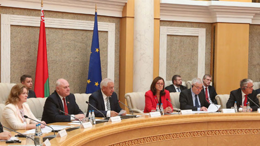 Round table in Minsk: 