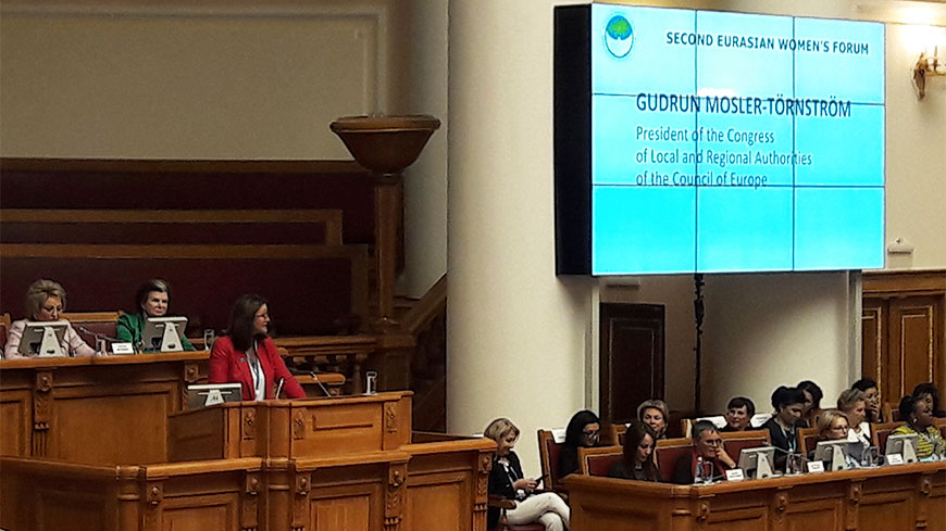 Gudrun Mosler-Törnström: 