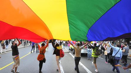 Gabriele Neff: “We must urgently mobilise against the resurgence of homophobia”
