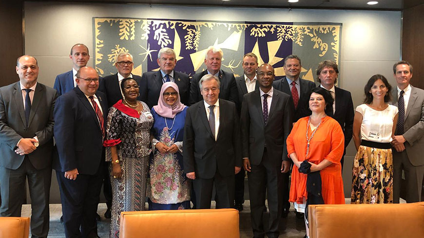 Family photo of the meeting between the UN Secretary-General and Local and Regional Government Leaders (2nd row, 3rd from left to right: Congress President Anders Knape)