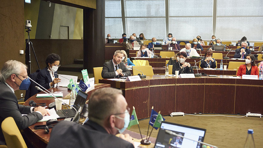 Broadening the scope of cross-border co-operation and keeping borders open