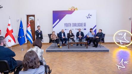 Youth dialogue 2023 – Young people take a stance for participation at local and regional level