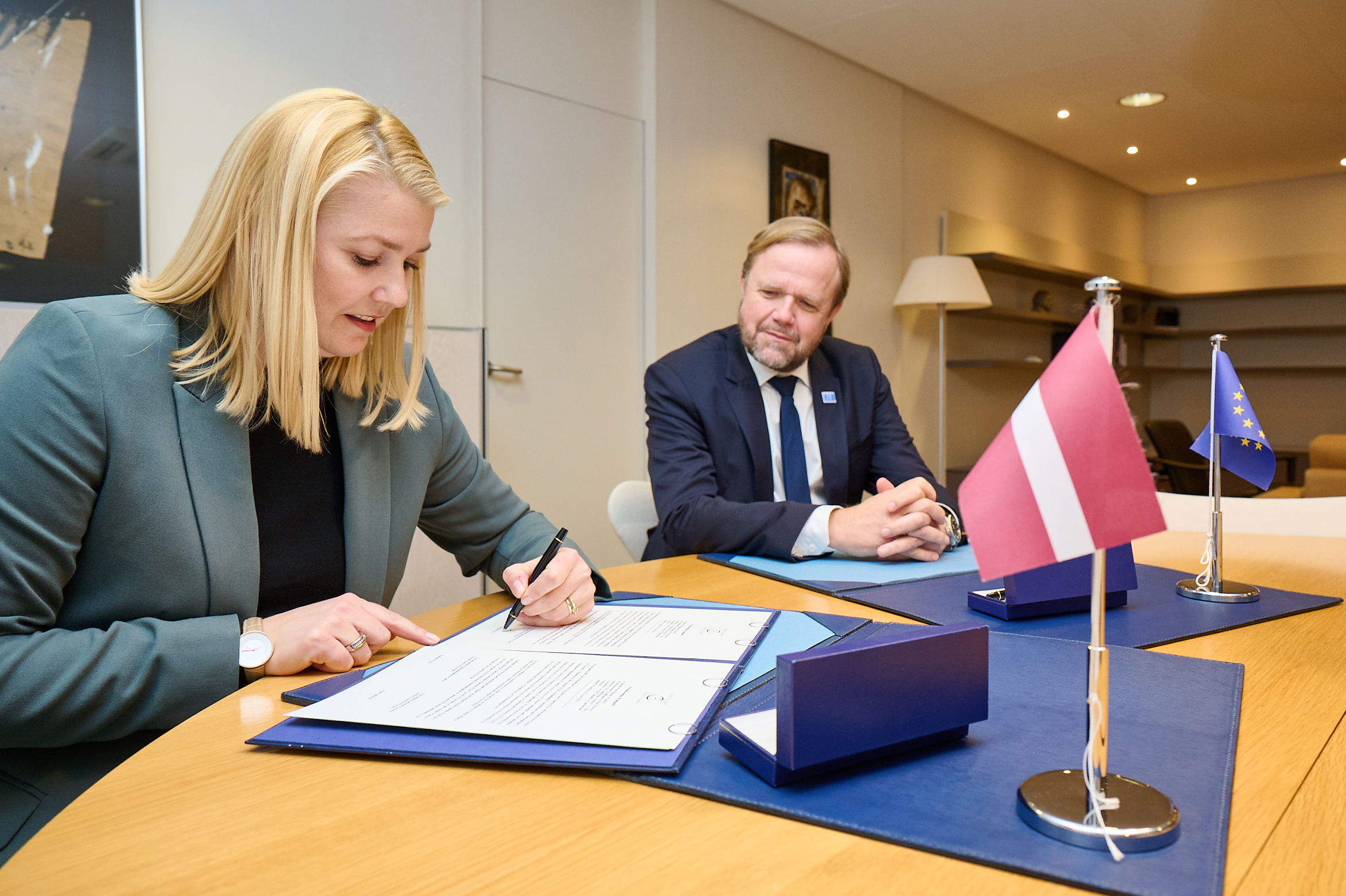 Latvia ratifies the Protocol amending the Additional Protocol to the Convention on the Transfer of Sentenced Persons