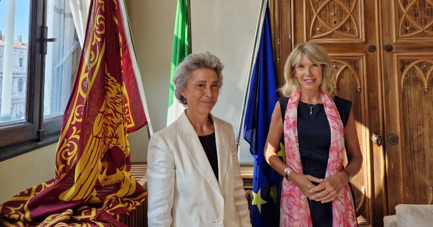 L'Ambasciatrice O'Brien visita l'Ufficio di Venezia del Consiglio d'Europa