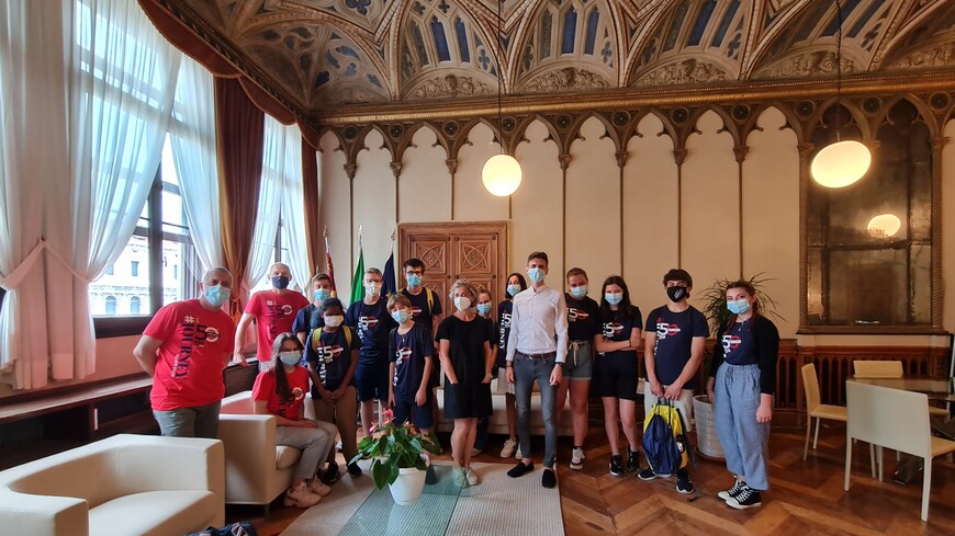 Students visit the Office in Venice