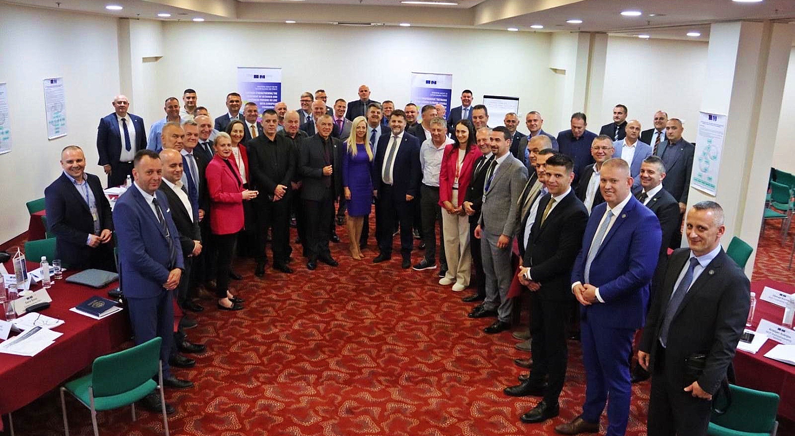 Police managers in Bosnia - Herzegovina  affirm manuals on interviewing and public gatherings