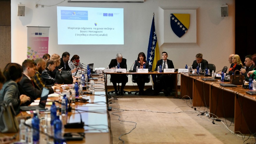 Nova studija Evropske unije i Vijeća Evrope postavlja jasnu mapu puta za podršku borbi protiv govora mržnje u Bosni i Hercegovini