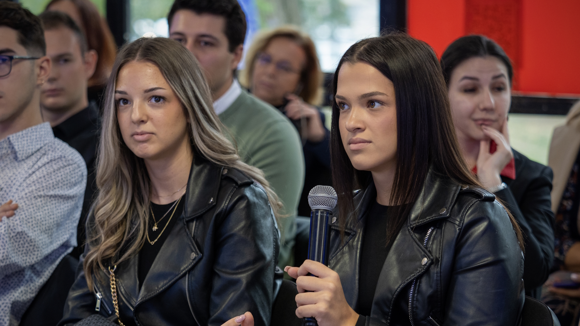 Klikni oprezno: Mladi preuzimaju inicijativu kako bi se zaštitili u online prostoru