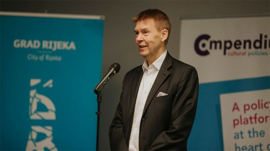 M. Kimmo Aulake, membre du Conseil d'administration du Compendium, s'exprimant lors de sa première Assemblée générale