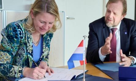Les Pays-Bas signent la Convention de Faro