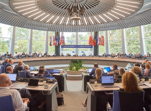 Le Comité des Ministres adopte la décision d’ouvrir le Protocole portant amendement à la Convention du Conseil de l’Europe pour la prévention du terrorisme