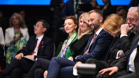 La Secrétaire générale visite la République slovaque et participe au Forum de Bratislava GLOBSEC 2023