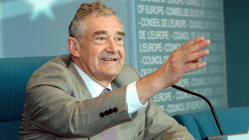 Hommage rendu à Terry Davis, ancien Secrétaire Général du Conseil de l’Europe et membre de l’Assemblée parlementaire