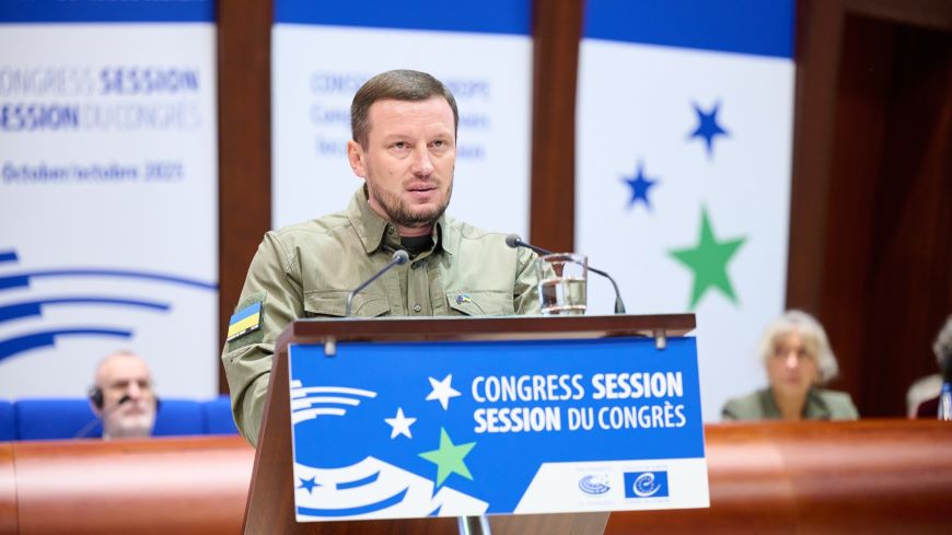 Early warning against democratic backsliding, rights of LGBTI people, coastal erosion and school absenteeism on Congress agenda