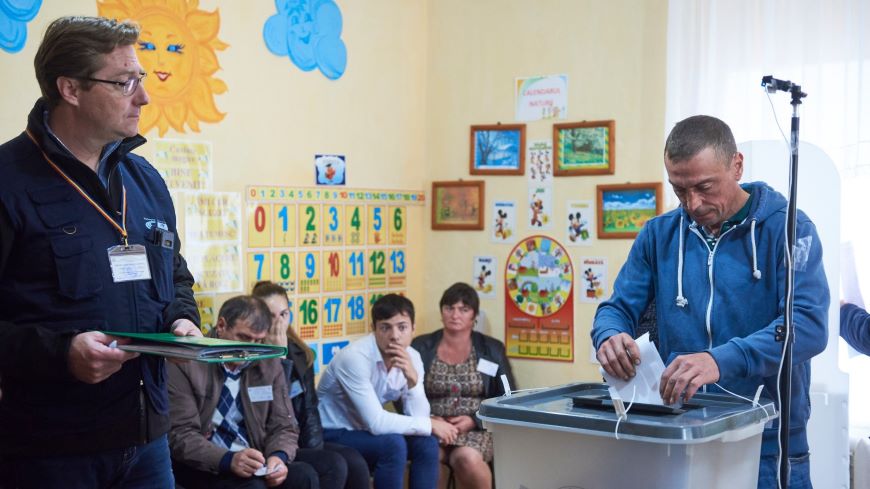 International Day of Democracy: democracy is experienced first and foremost locally