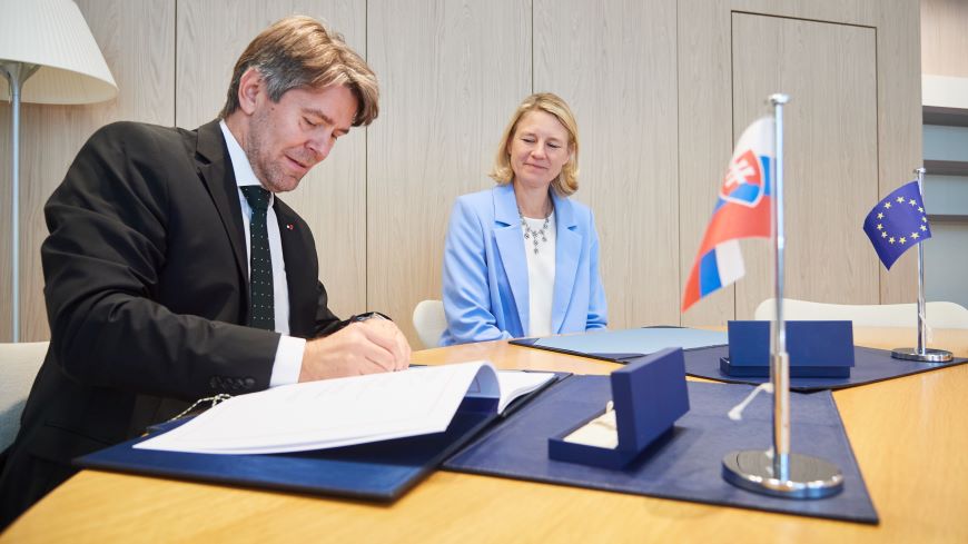 Deputy Secretary General welcomes the signature by the Slovak Republic of the convention establishing an international claims commission for Ukraine