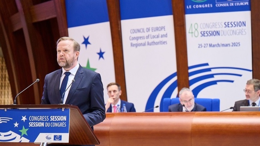 Deputy Secretary General addresses Congress: “local democracy is our first line of defence”