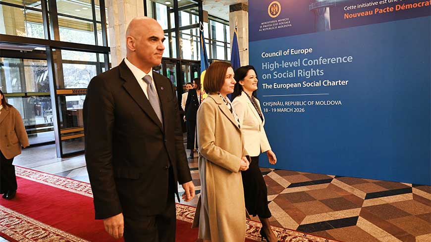 Secretary General Berset, President Maia Sandu and Labour and Social Protection Minister Plugaru arrive at the Palace of the Republic in Chișinău