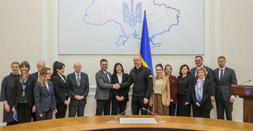 Schadensregister für die Ukraine kündigt Eröffnung neuer Kategorien von Entschädigungsanträgen für erzwungene Binnenvertreibung und Verletzungen der körperlichen Unversehrtheit an